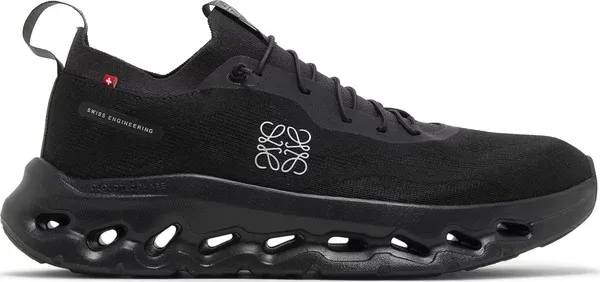 On Running Loewe x Cloudtilt 'All Black'