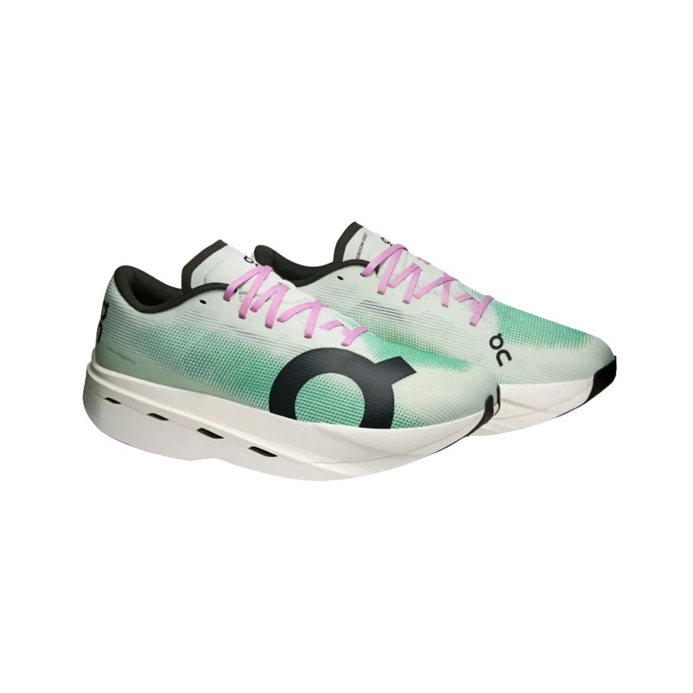 On Running Cloudboom Volt Iceberg Mantis