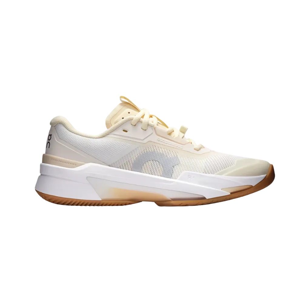 On Running The Roger Pro Fire Ivory Sand
