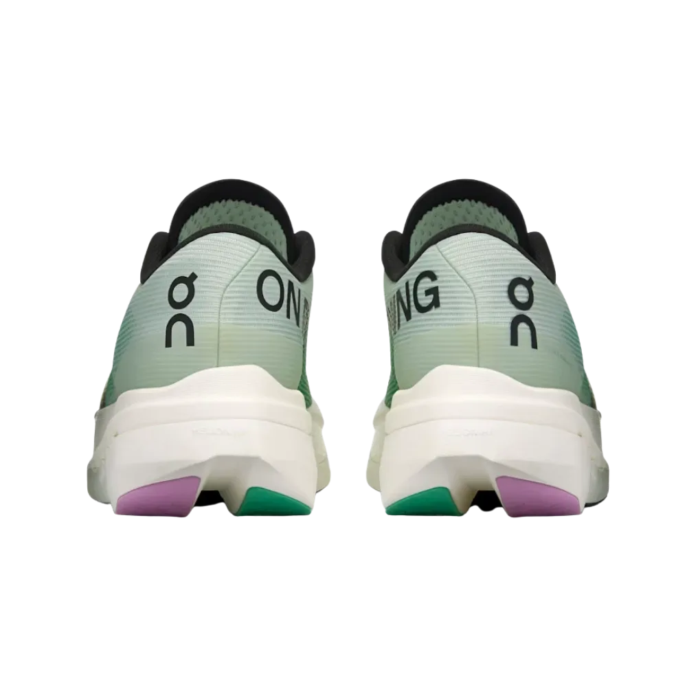 On Running Cloudboom Volt Iceberg Mantis