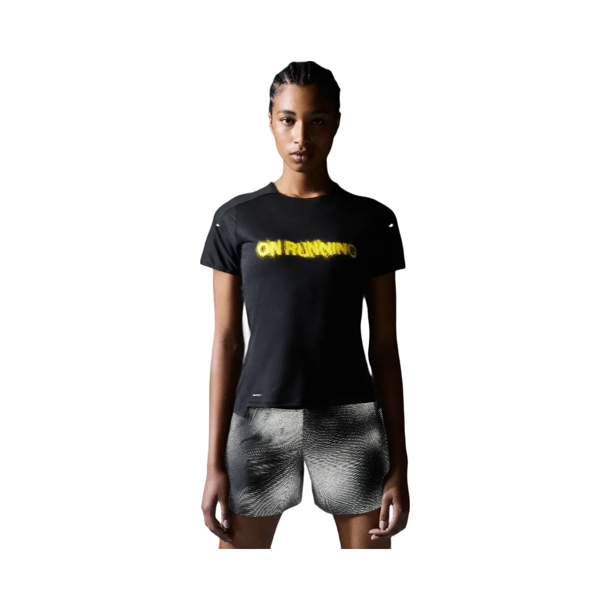 On Performance-T Lumos Black