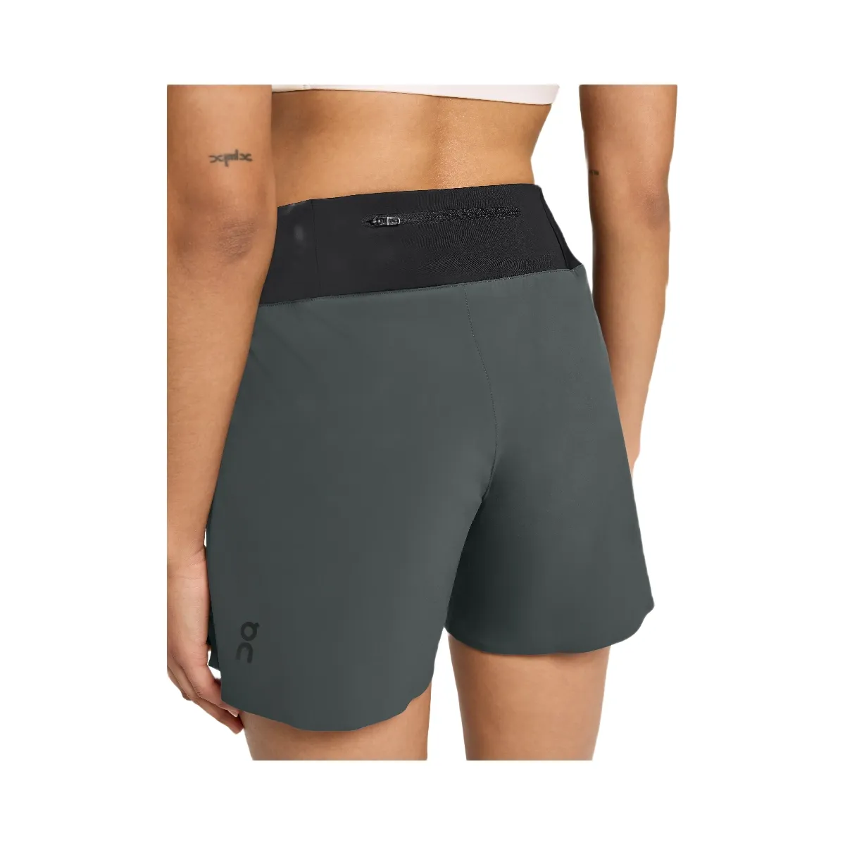 On 5" Running Shorts Lead | Black