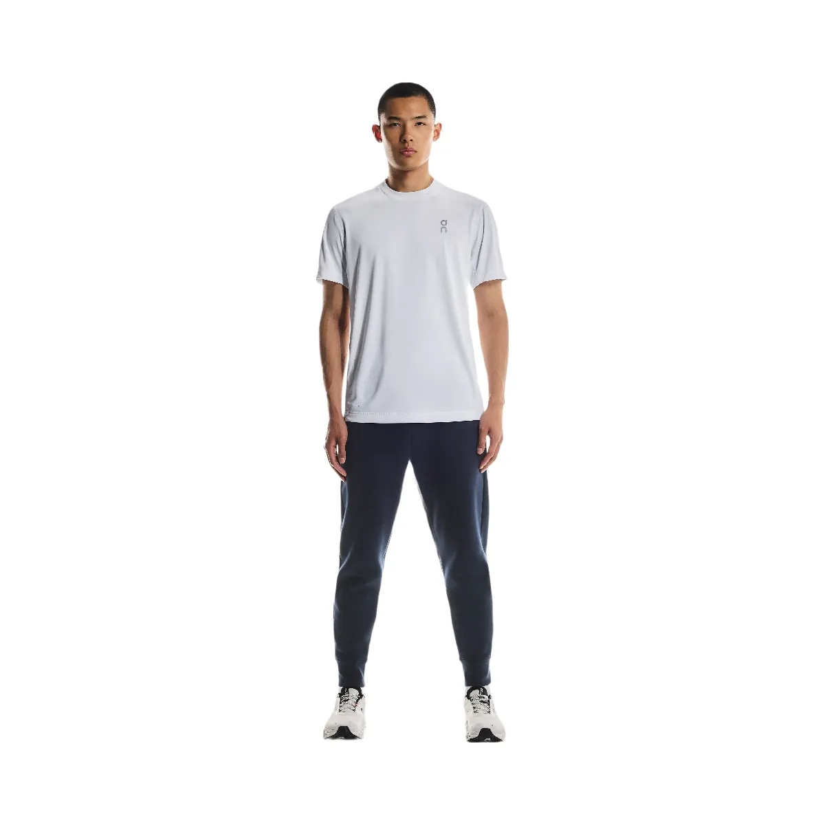On Focus Tech Sweatpants Navy