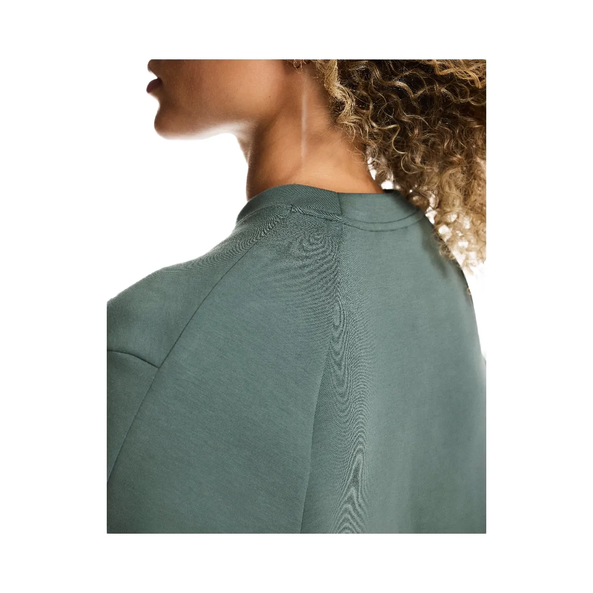 On Focus Tech Crew Olive