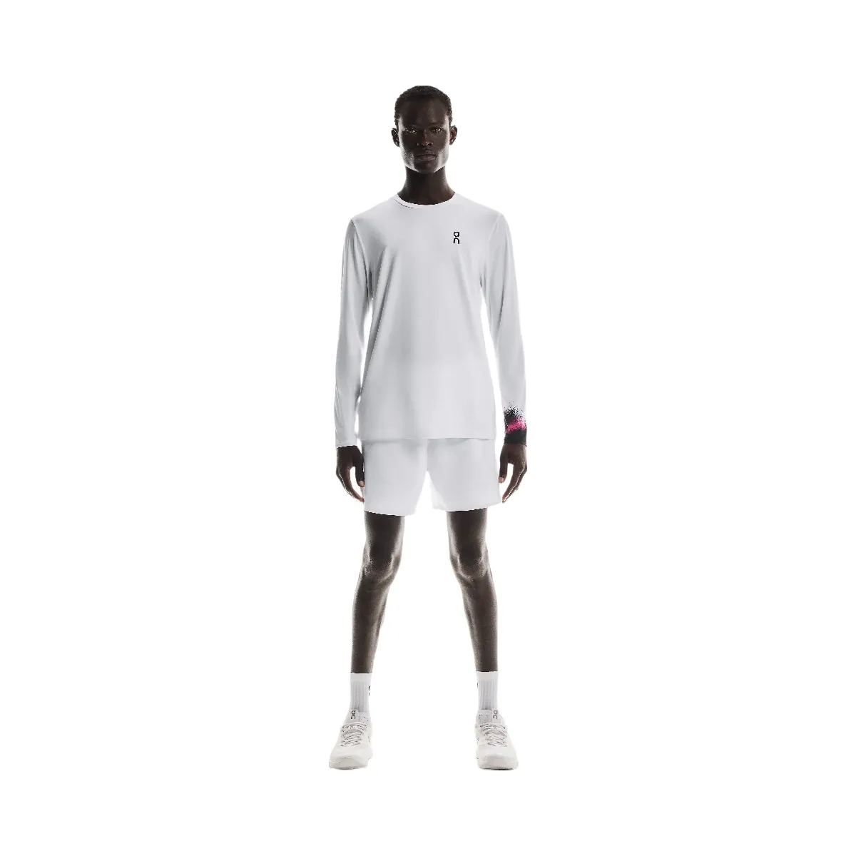 On Court Long-T White Black