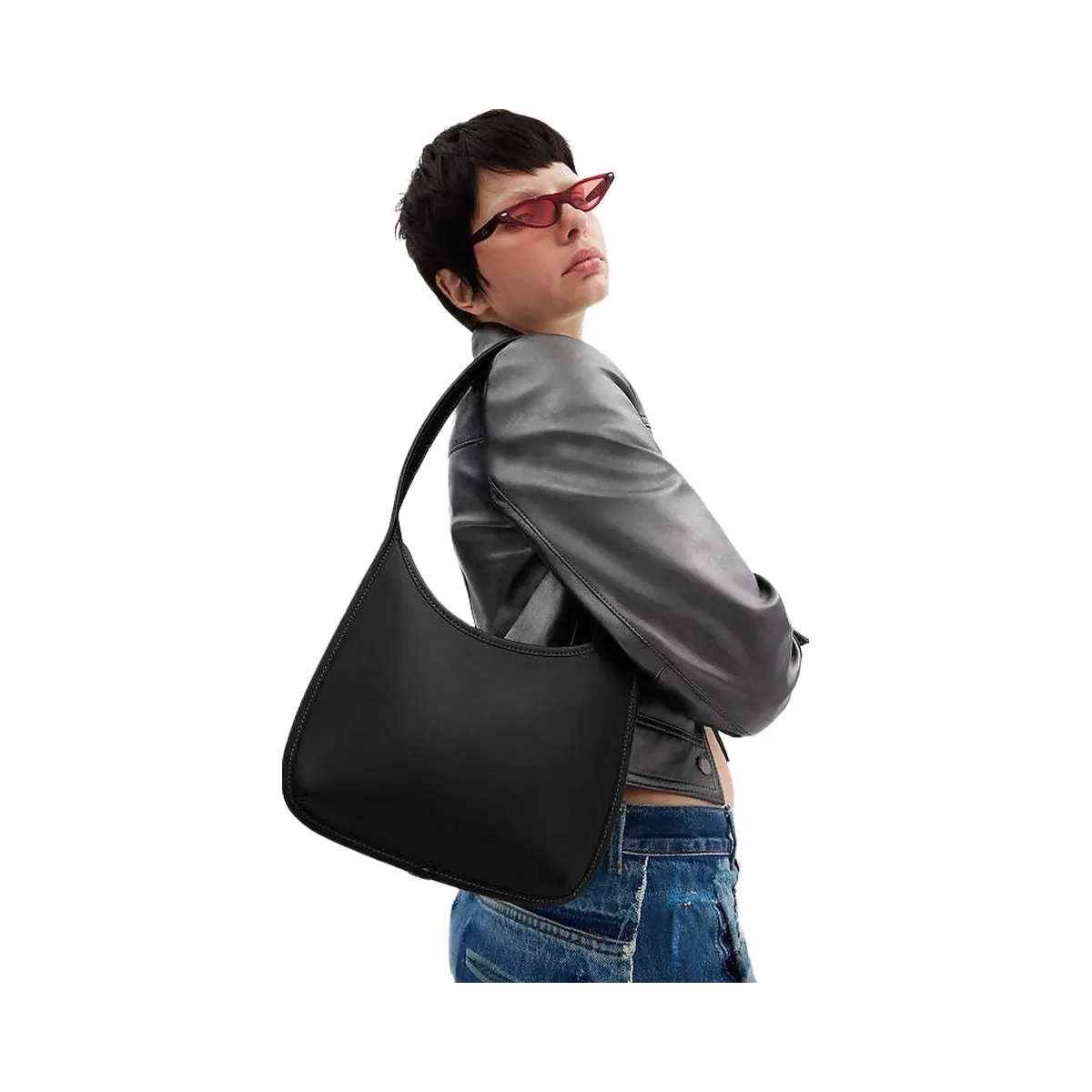 Coach Curve Zip Bag Patent Leather-Brass-Black