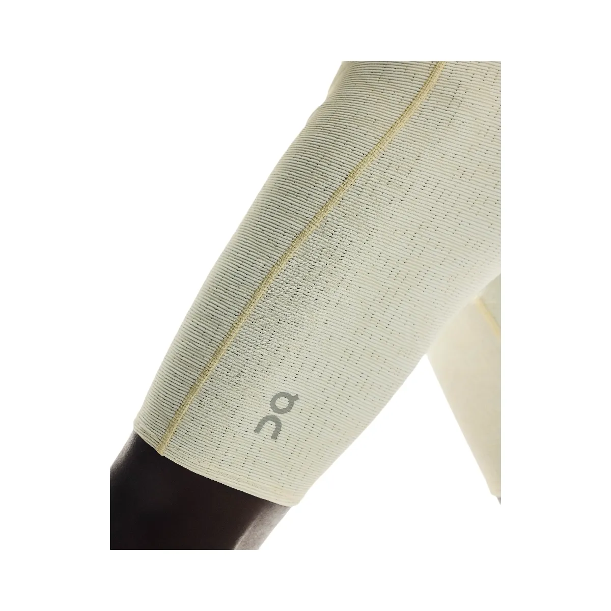 On Pace Tights Short Taupe