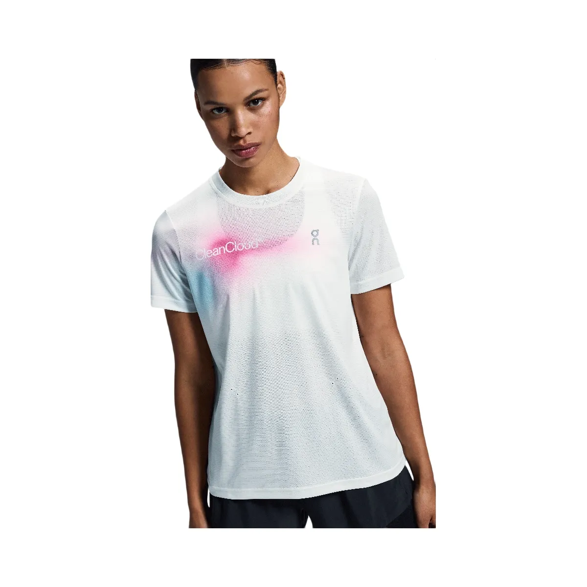 On Pace-T Undyed | Pink