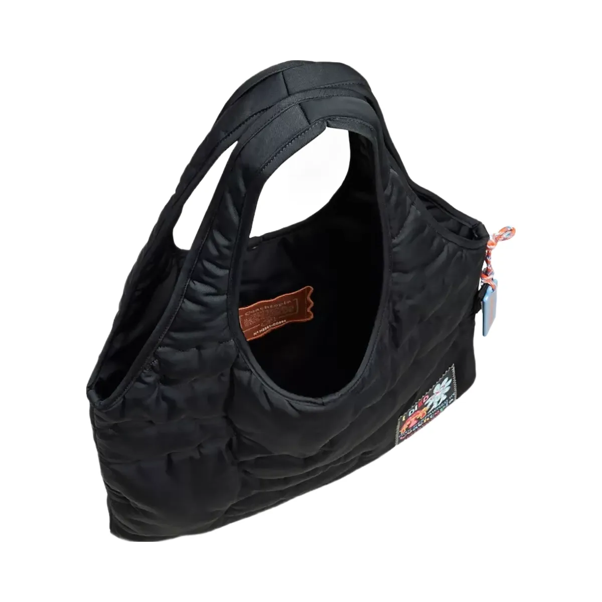 Coach Coachtopia Loop Flat Tote With Cloud Quilting in Black
