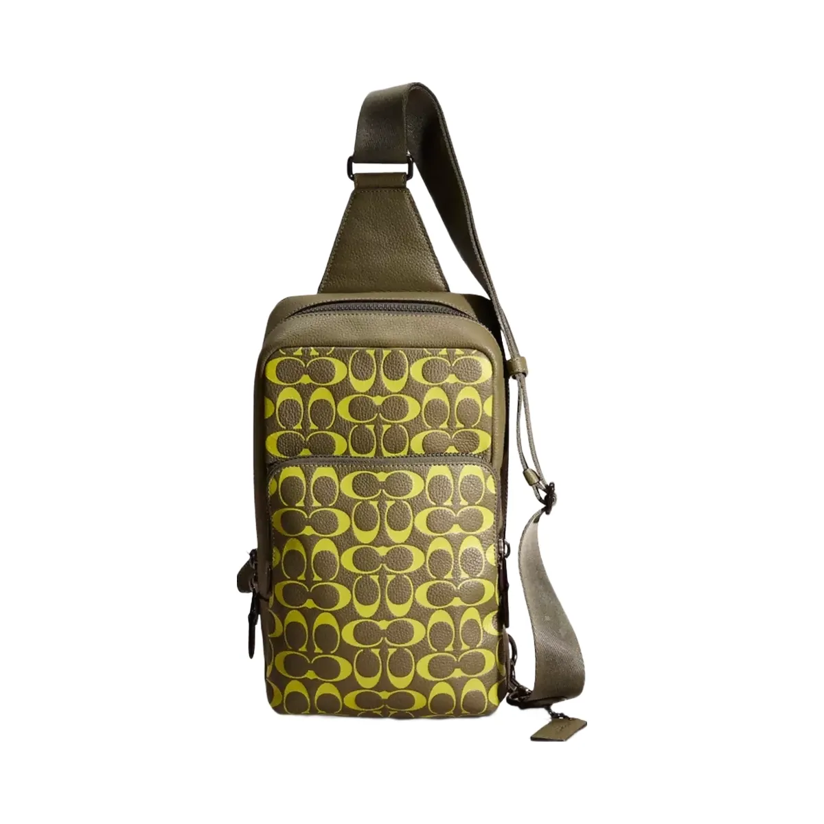 Coach Restored Gotham Pack In Signature Leather in Army Green Key Lime