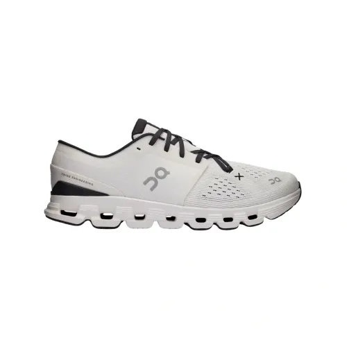 On Running Cloud X 4 Ivory Black