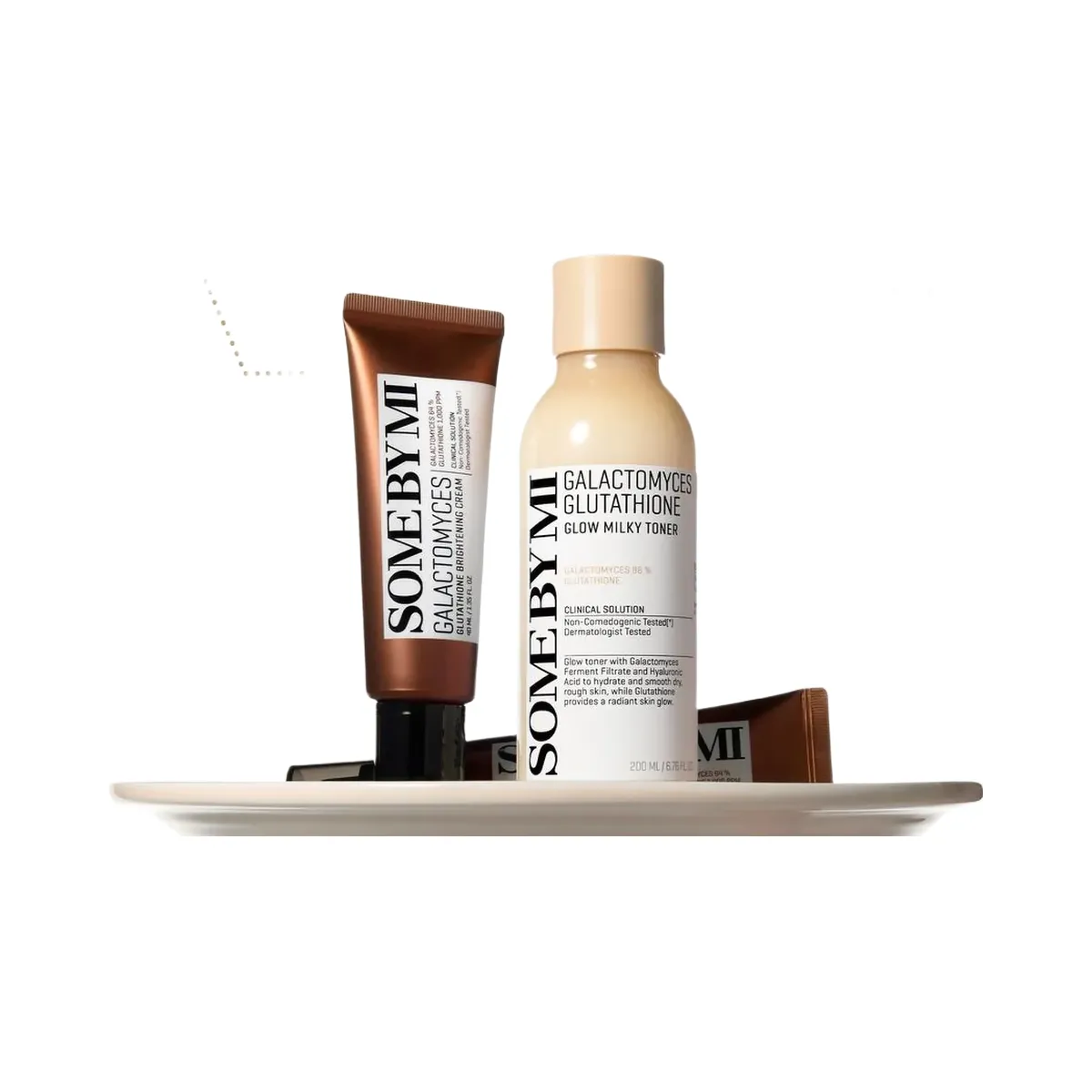 SOME BY MI Galactomyces Glutathione Glow Milky Toner